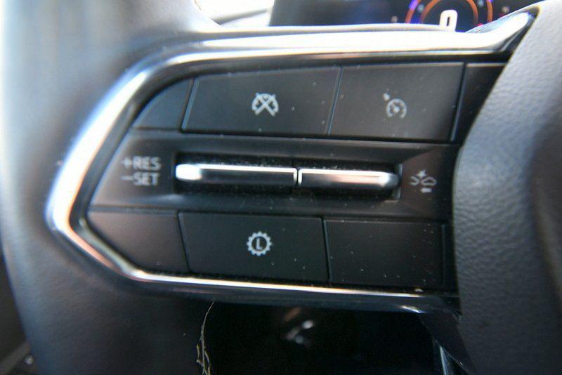 used 2025 Chevrolet Traverse car, priced at $36,348