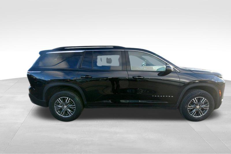 used 2025 Chevrolet Traverse car, priced at $36,348
