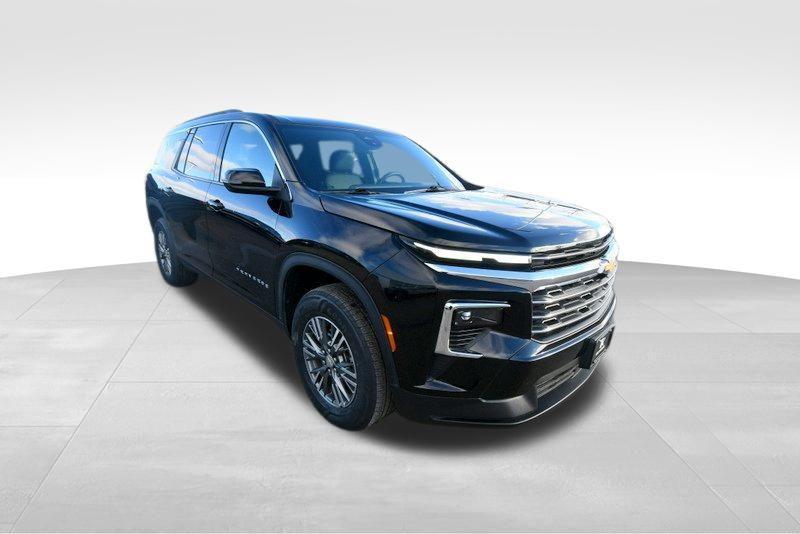 used 2025 Chevrolet Traverse car, priced at $36,348