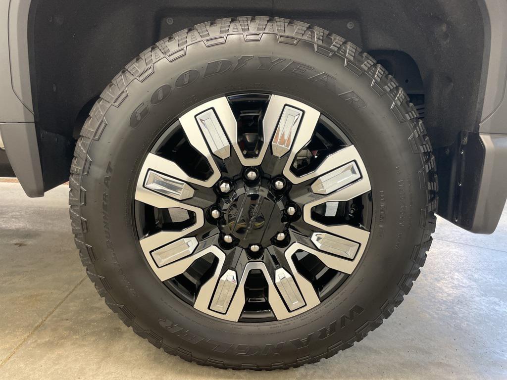 used 2025 GMC Sierra 2500 car, priced at $74,991