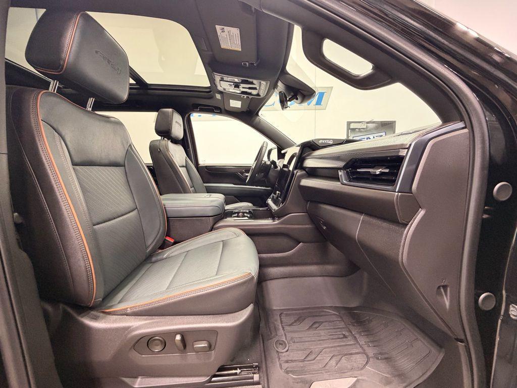 used 2025 GMC Yukon XL car, priced at $73,592