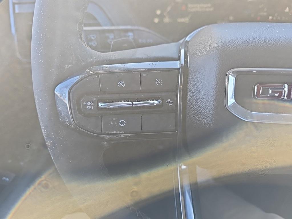 used 2025 GMC Yukon XL car, priced at $76,998