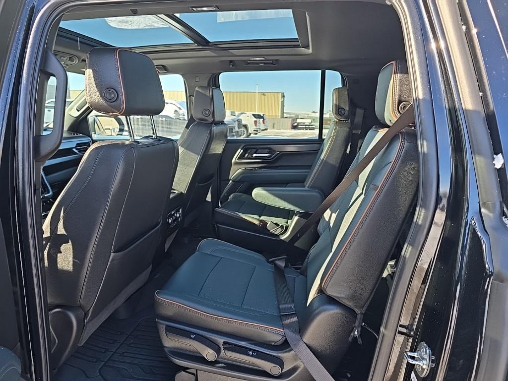 used 2025 GMC Yukon XL car, priced at $76,998