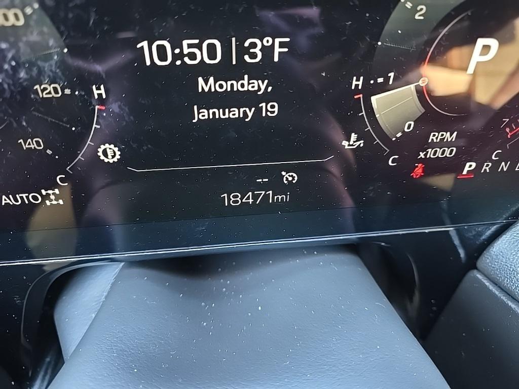 used 2025 GMC Yukon XL car, priced at $76,998