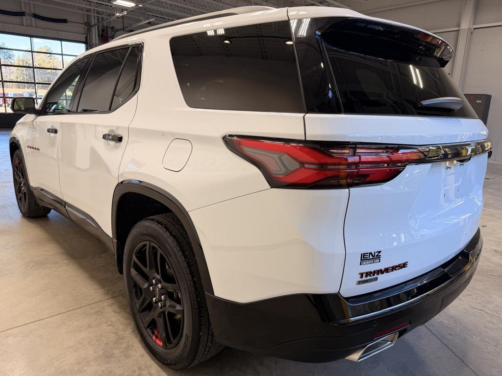 used 2024 Chevrolet Traverse car, priced at $43,991