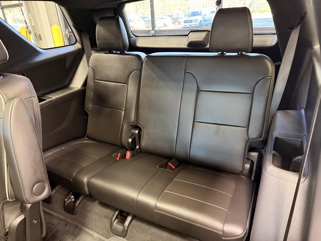 used 2024 Chevrolet Traverse car, priced at $43,991