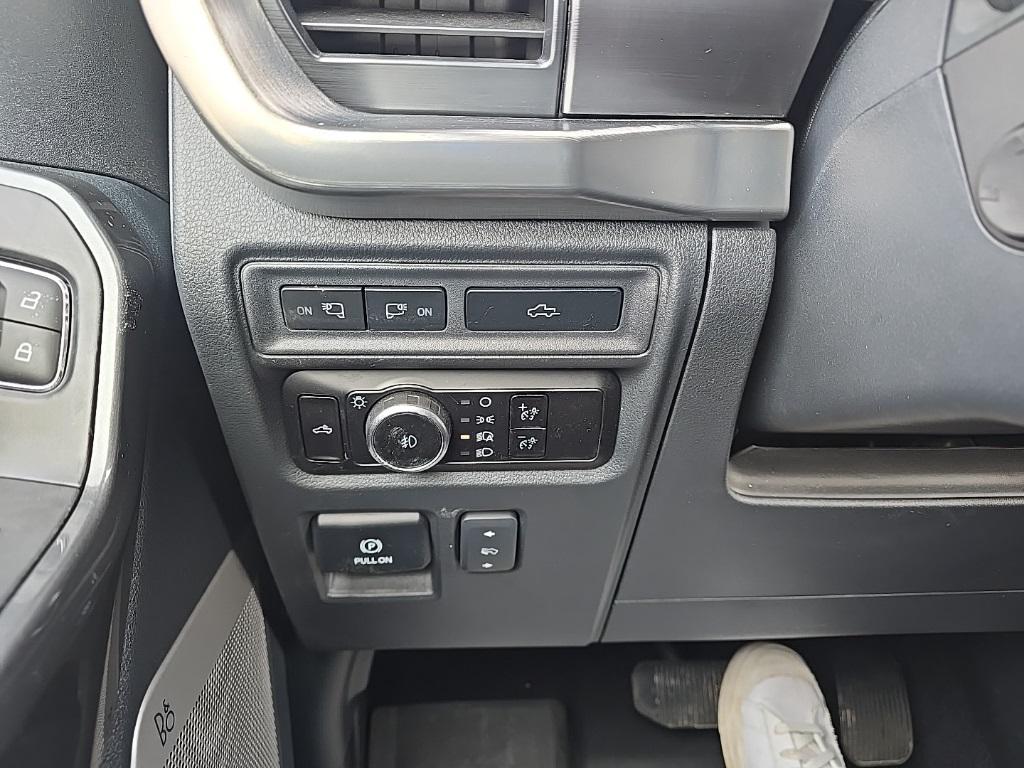 used 2023 Ford F-150 car, priced at $47,498