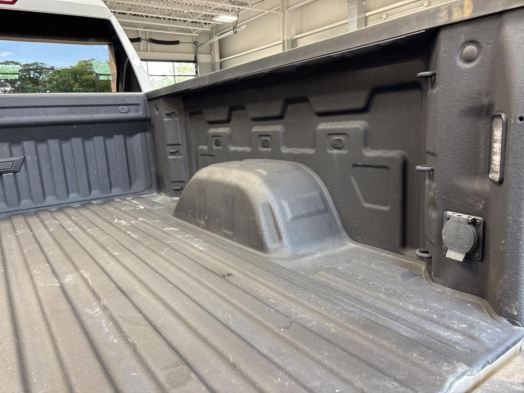 used 2024 Chevrolet Silverado 1500 car, priced at $45,892