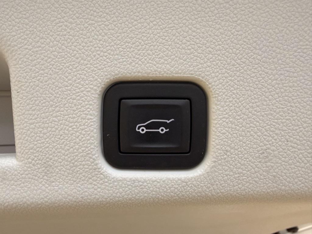 used 2024 GMC Acadia car, priced at $48,991