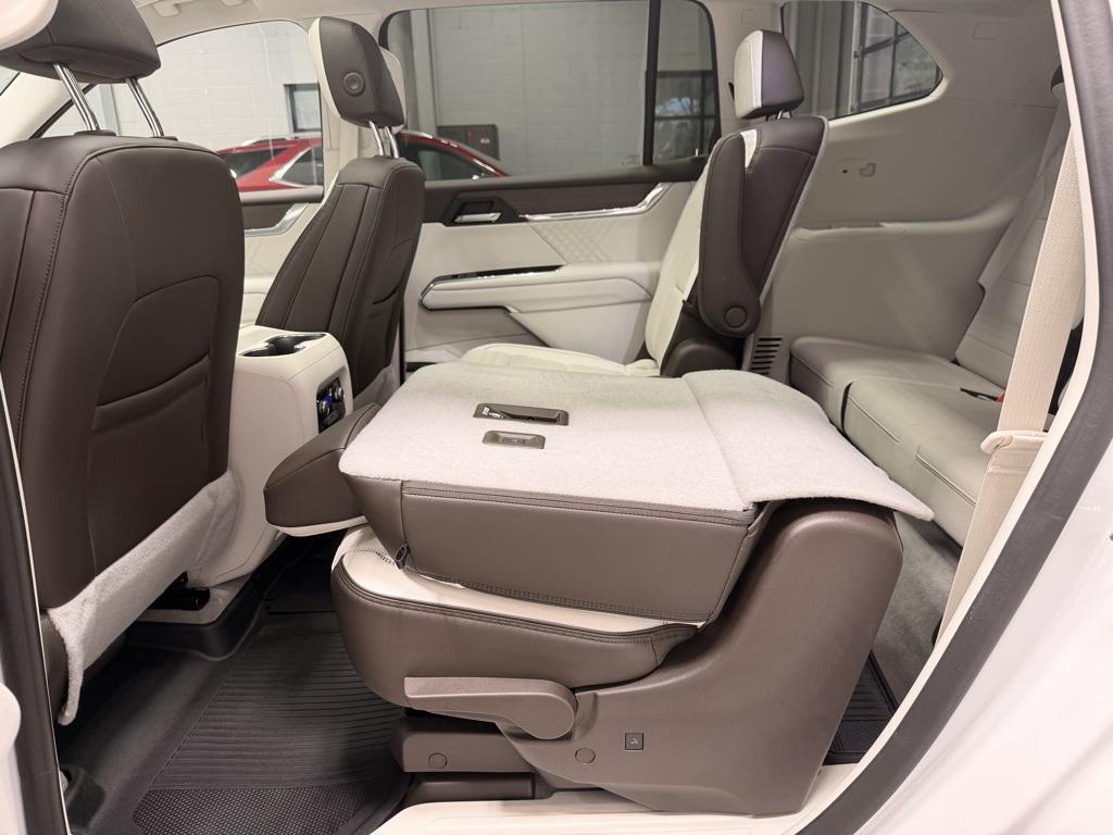 used 2024 GMC Acadia car, priced at $48,991