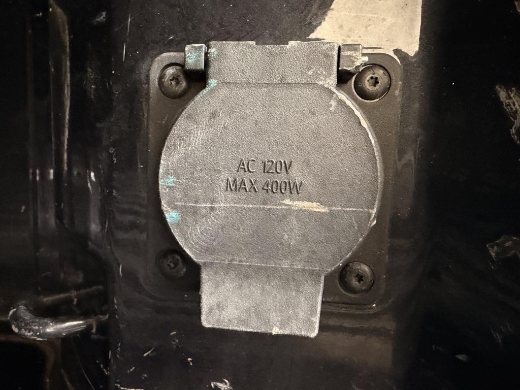 used 2022 GMC Sierra 1500 car, priced at $32,498