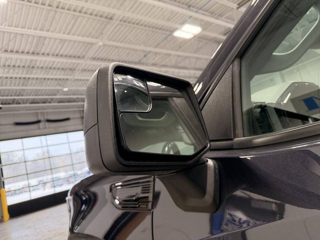 used 2022 GMC Sierra 1500 car, priced at $32,498