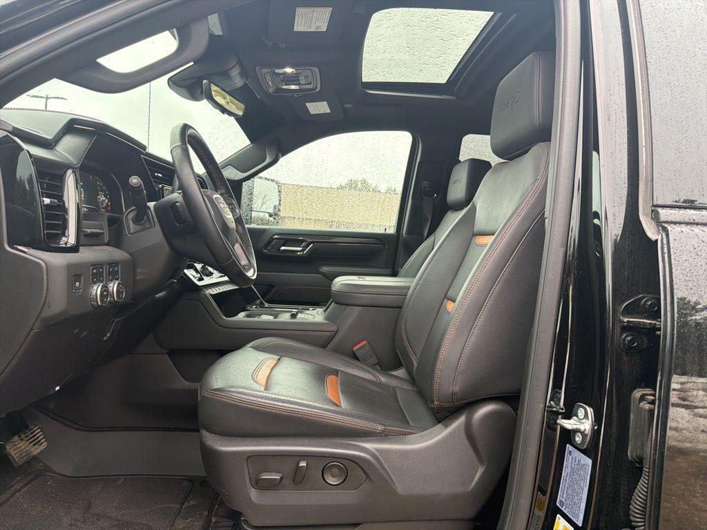 used 2025 GMC Sierra 2500 car, priced at $75,998