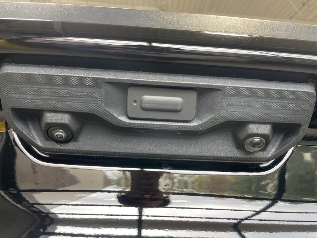 used 2024 Chevrolet Silverado 1500 car, priced at $45,892