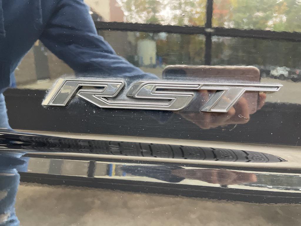 used 2024 Chevrolet Silverado 1500 car, priced at $45,892