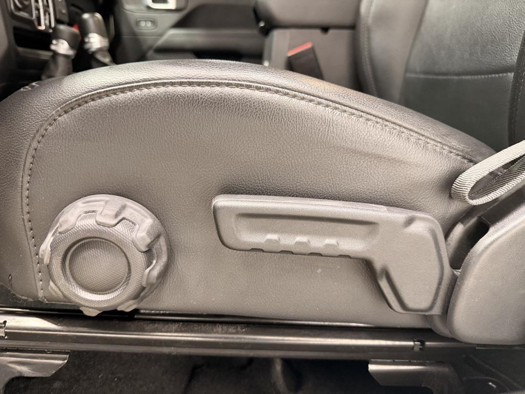 used 2022 Jeep Wrangler Unlimited car, priced at $33,997