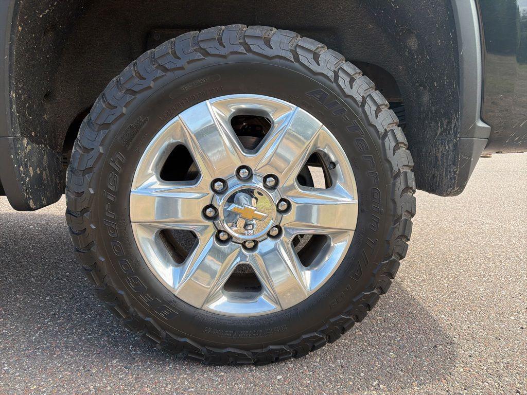 used 2022 Chevrolet Silverado 2500 car, priced at $44,498