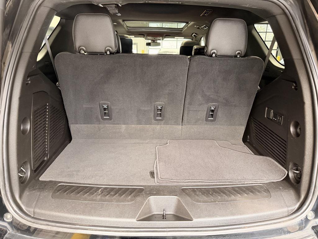 used 2021 GMC Yukon car, priced at $34,892