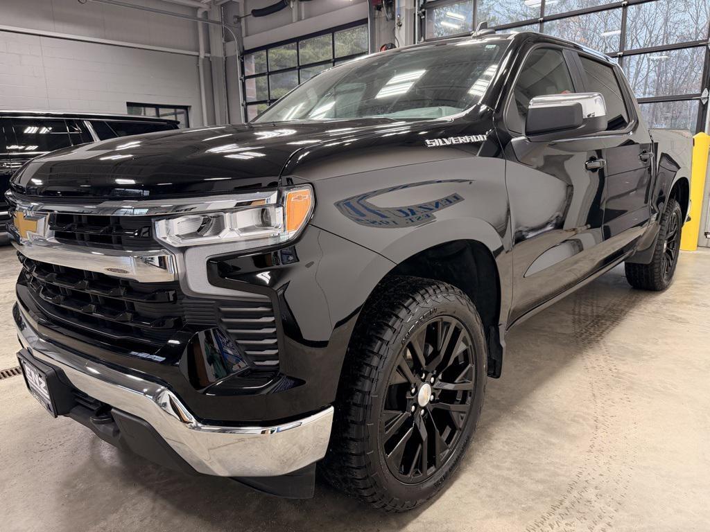 used 2025 Chevrolet Silverado 1500 car, priced at $44,997