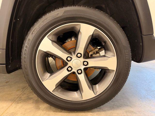 used 2023 Jeep Grand Cherokee car, priced at $31,681