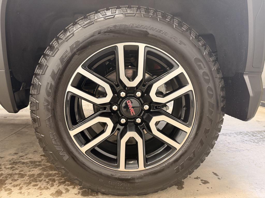 used 2025 GMC Sierra 1500 car, priced at $58,997