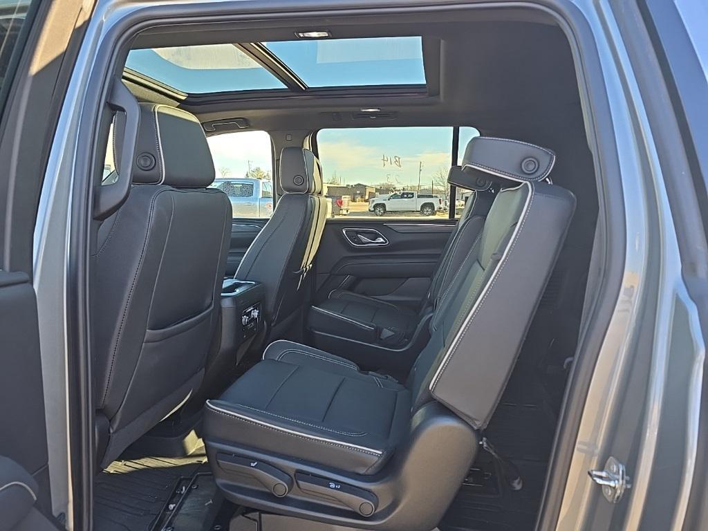 used 2023 GMC Yukon XL car, priced at $55,498