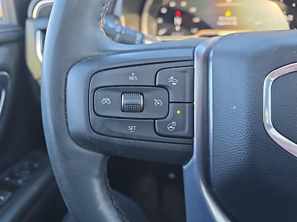 used 2023 GMC Yukon XL car, priced at $55,498