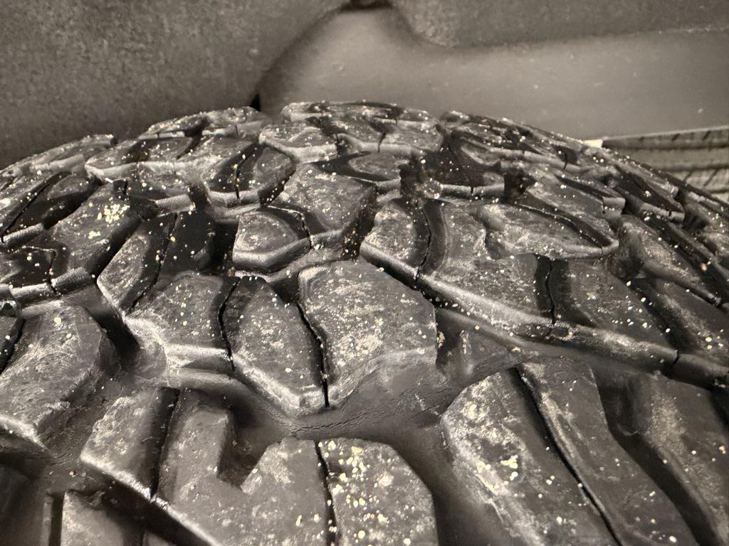 used 2021 GMC Sierra 1500 car, priced at $33,998