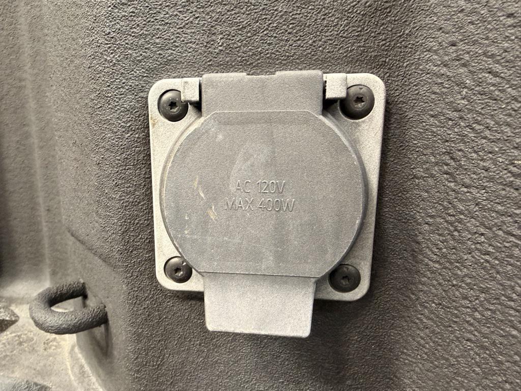 used 2021 GMC Sierra 1500 car, priced at $33,998