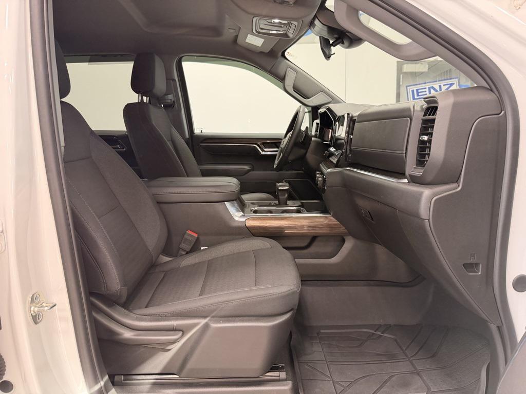 used 2025 Chevrolet Silverado 1500 car, priced at $48,998