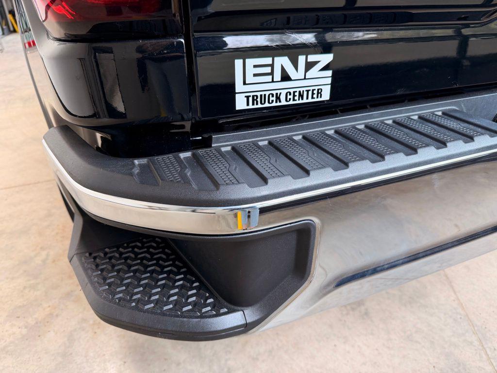 used 2022 GMC Sierra 2500 car, priced at $38,998