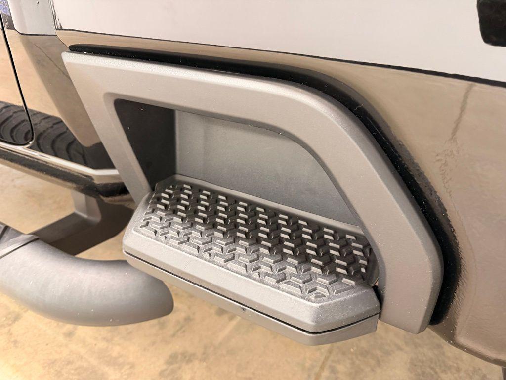 used 2022 GMC Sierra 2500 car, priced at $38,998