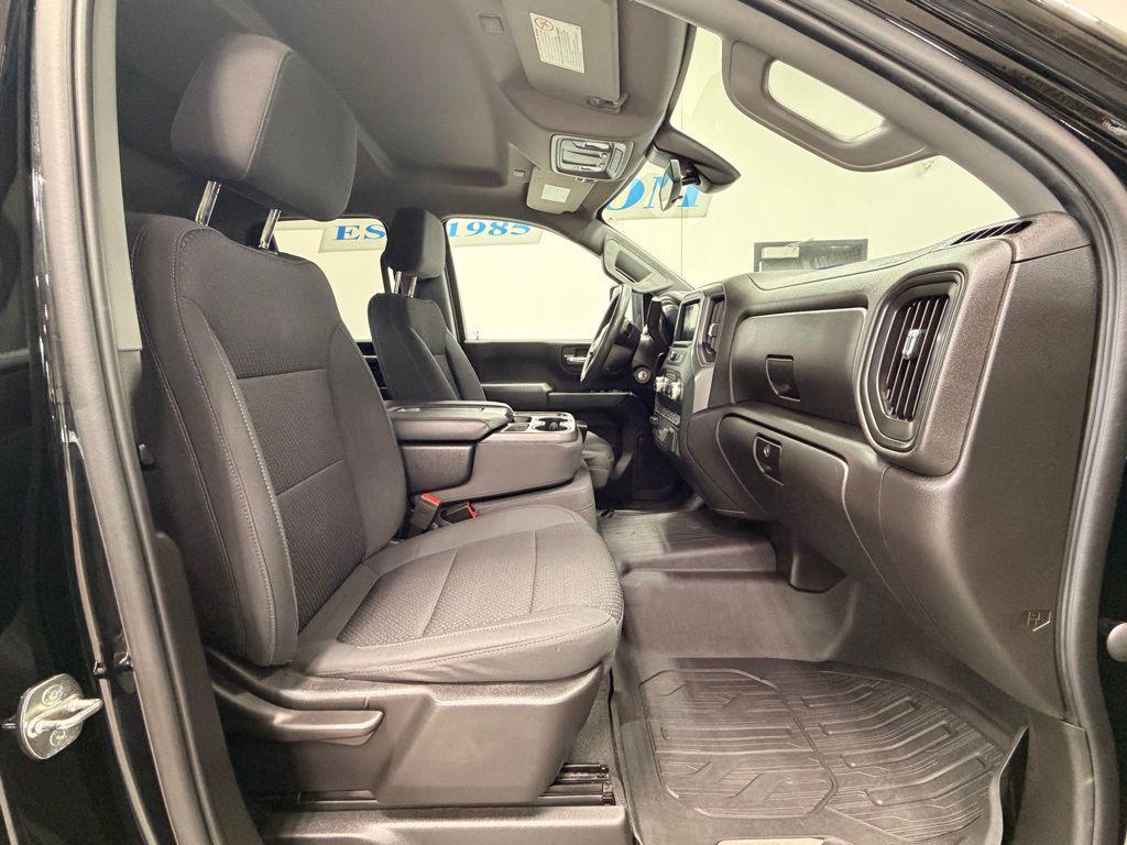 used 2022 GMC Sierra 2500 car, priced at $38,998