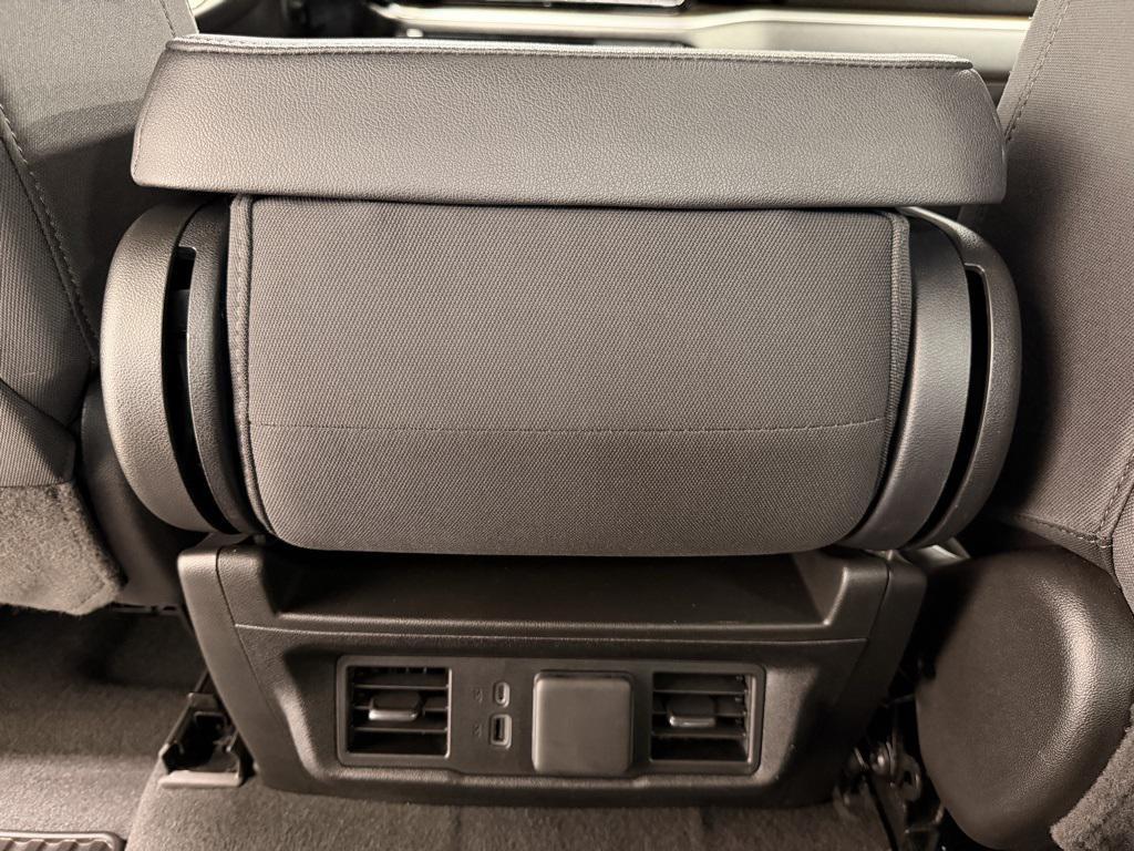 used 2025 Chevrolet Silverado 1500 car, priced at $42,991