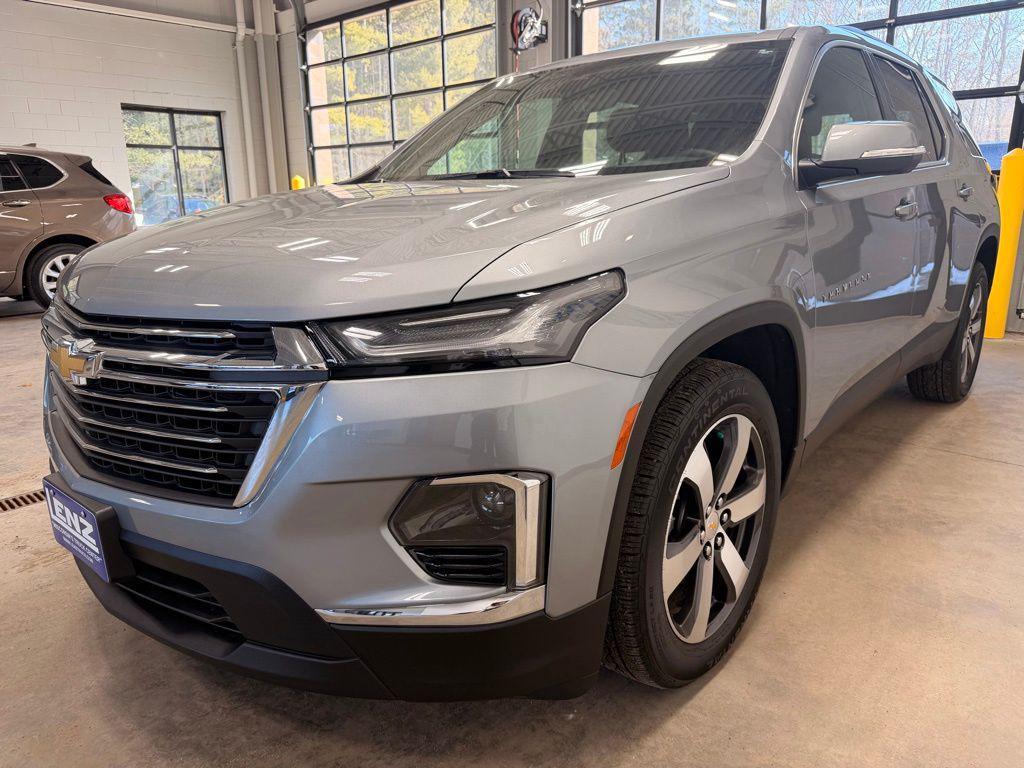 used 2023 Chevrolet Traverse car, priced at $35,997