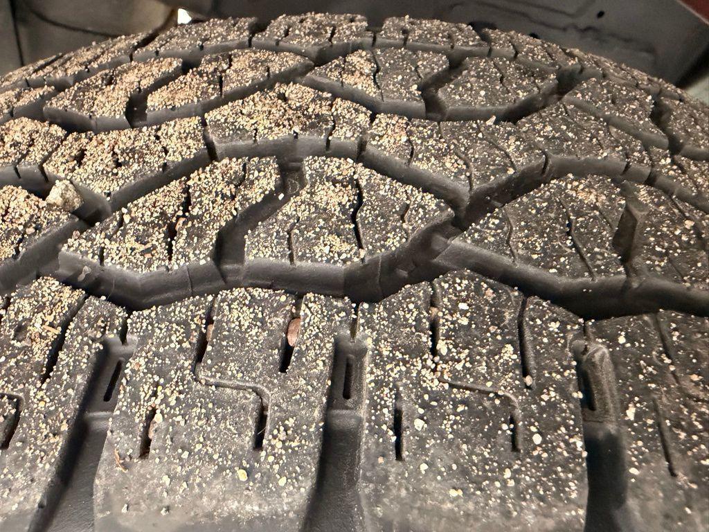 used 2021 Ford F-150 car, priced at $32,998