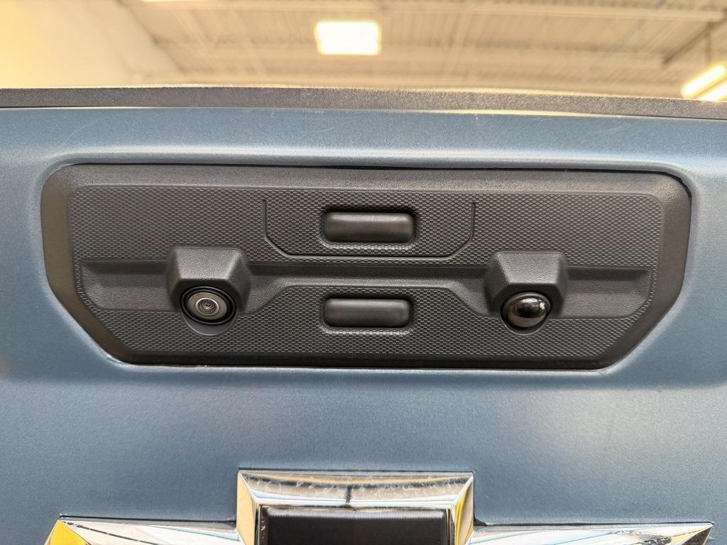 used 2022 Chevrolet Silverado 2500 car, priced at $59,997