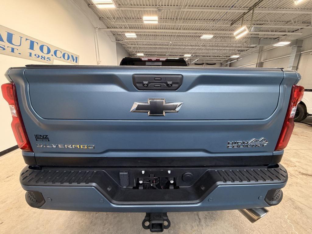 used 2022 Chevrolet Silverado 2500 car, priced at $59,997