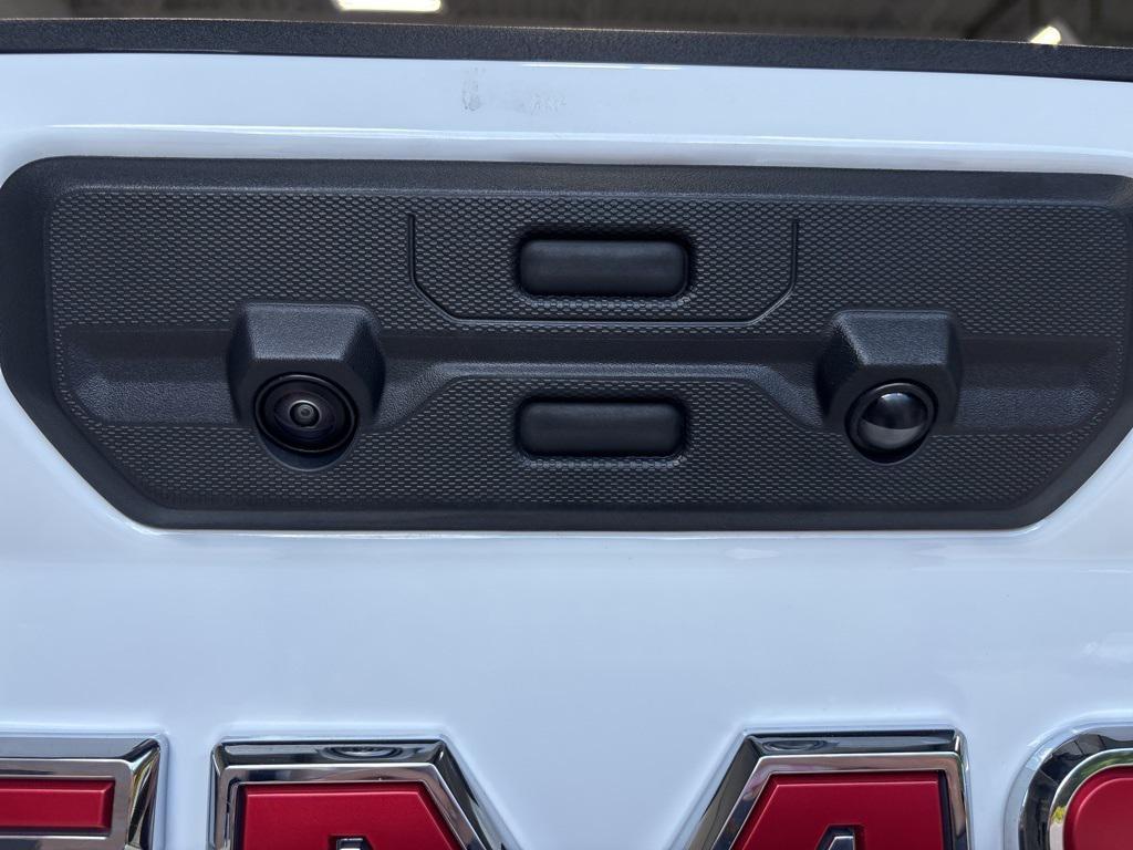 used 2025 GMC Sierra 2500 car, priced at $73,992