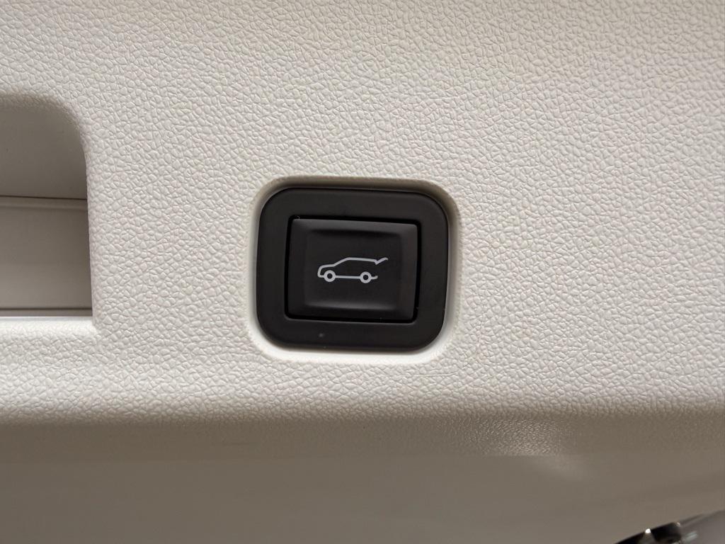 used 2025 GMC Acadia car, priced at $54,498