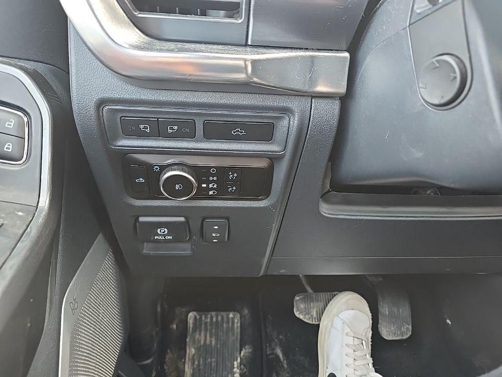 used 2023 Ford F-150 car, priced at $41,998