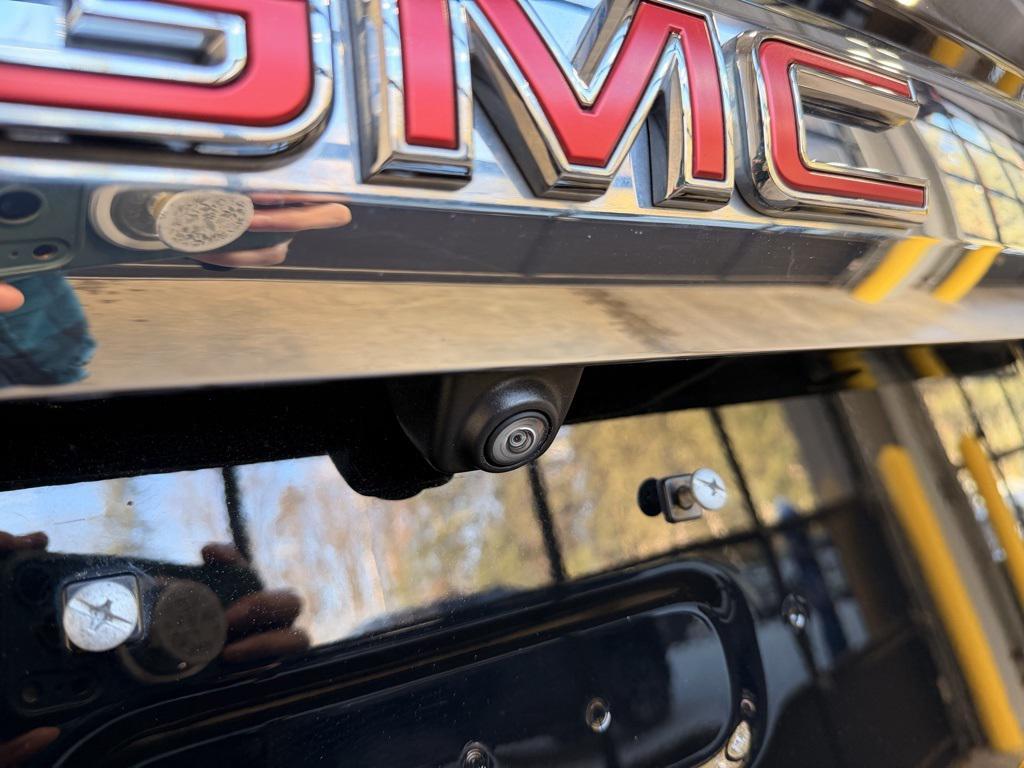 used 2023 GMC Yukon car, priced at $64,497