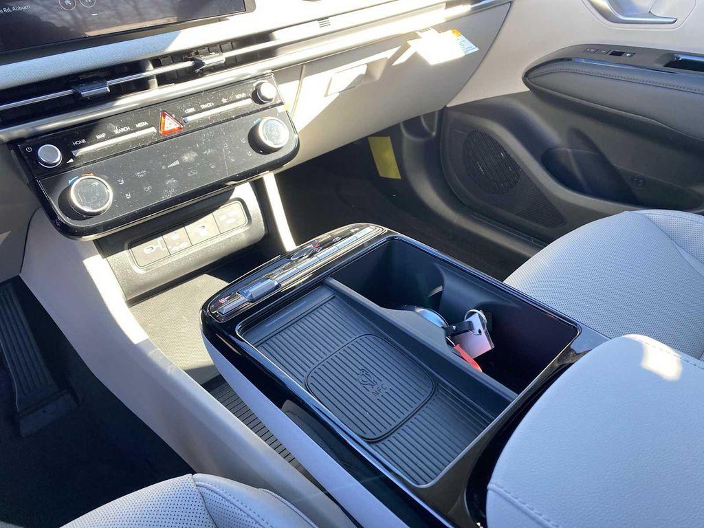 new 2026 Hyundai TUCSON Hybrid car, priced at $41,614