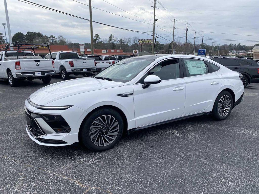 new 2026 Hyundai Sonata Hybrid car, priced at $33,907