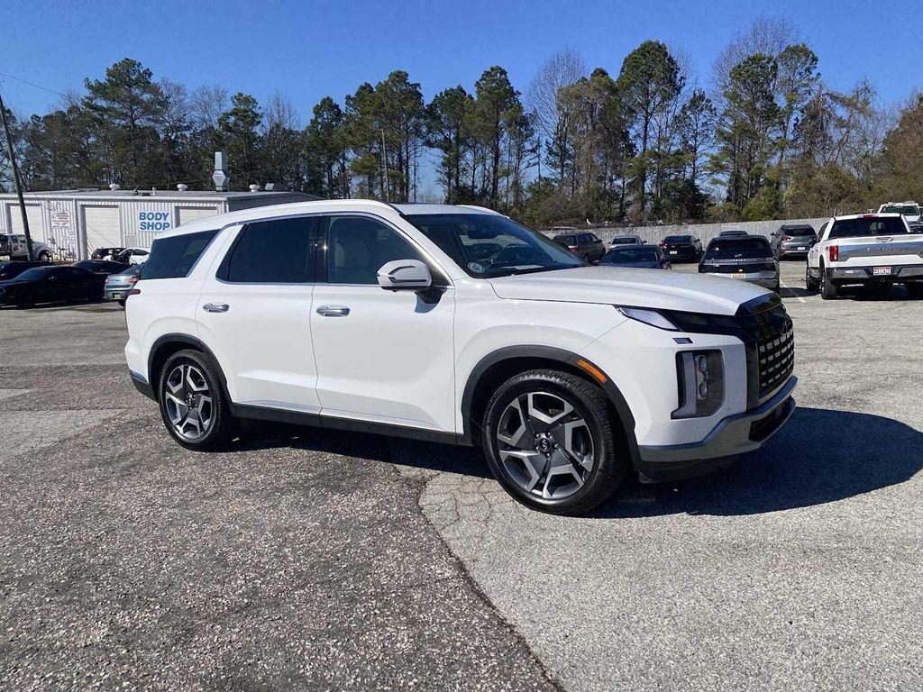 used 2024 Hyundai Palisade car, priced at $30,989