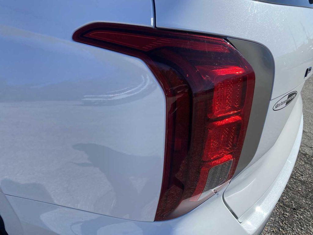used 2024 Hyundai Palisade car, priced at $30,989