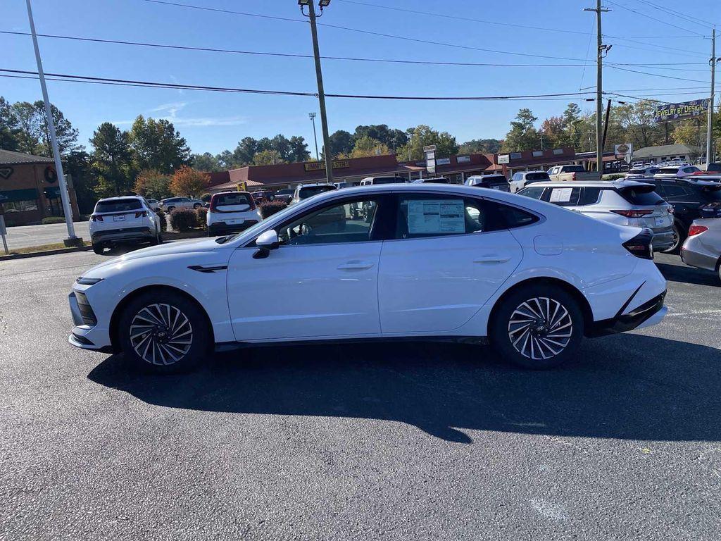 new 2025 Hyundai Sonata Hybrid car, priced at $36,079