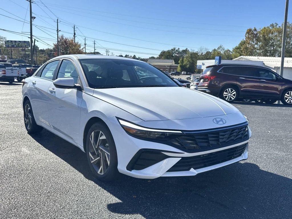 new 2025 Hyundai Elantra car, priced at $25,889