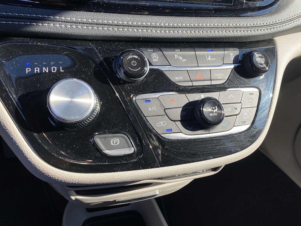 used 2023 Chrysler Pacifica car, priced at $25,900