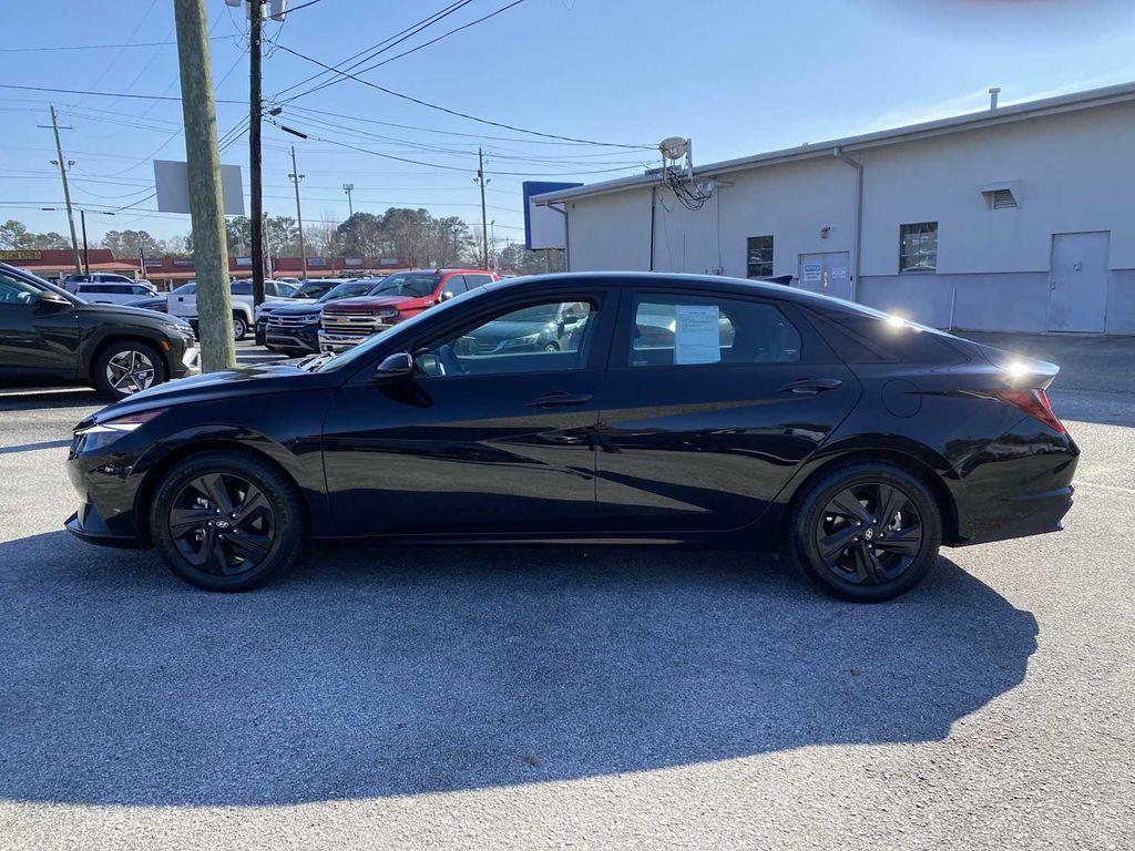 used 2022 Hyundai Elantra car, priced at $12,959